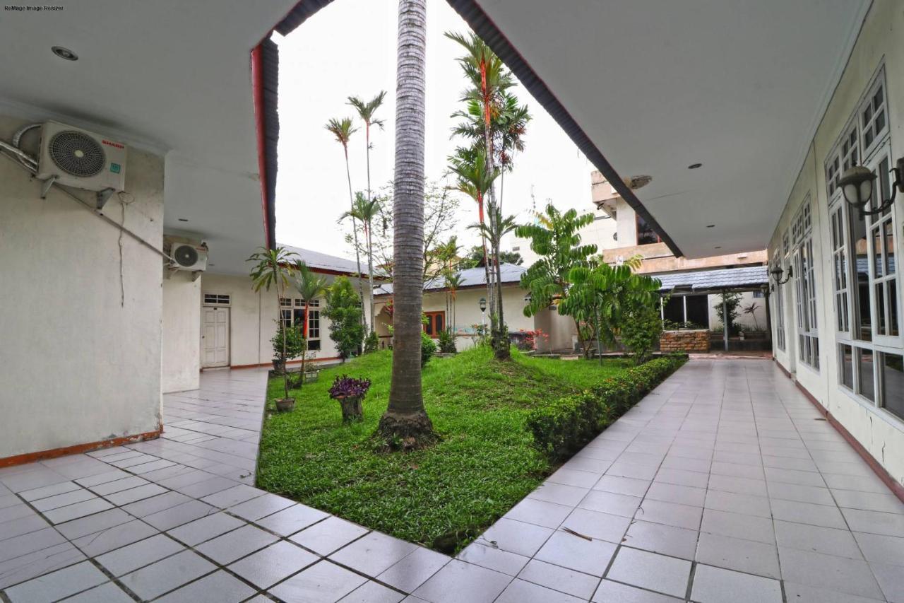Hotel Melati Medan Exterior photo